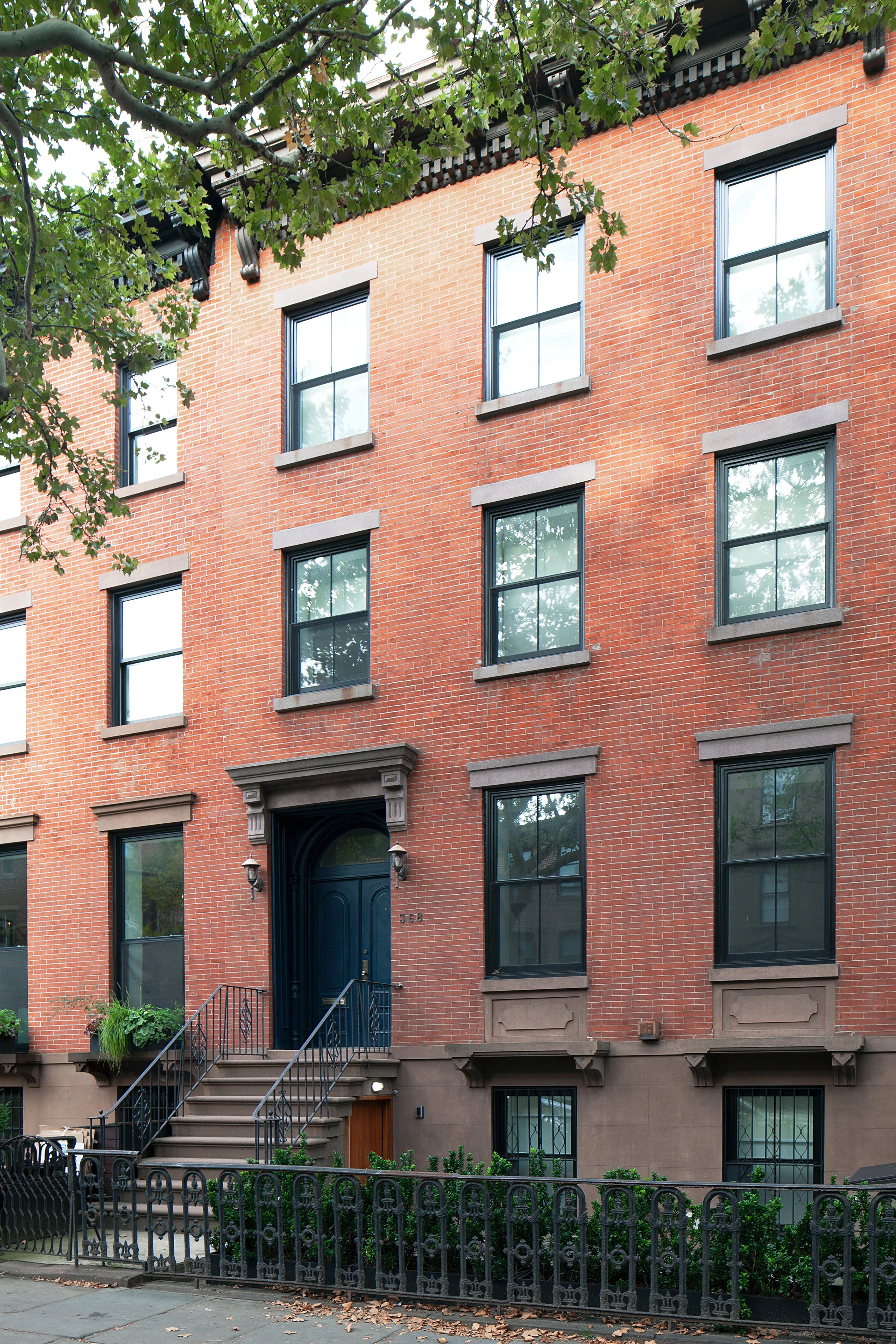 Frederick Tang - Clinton Street Townhouse